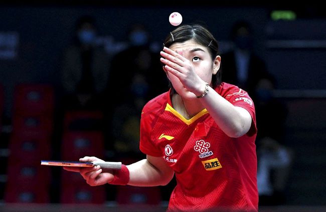 现他腾空滑 现他腾空滑