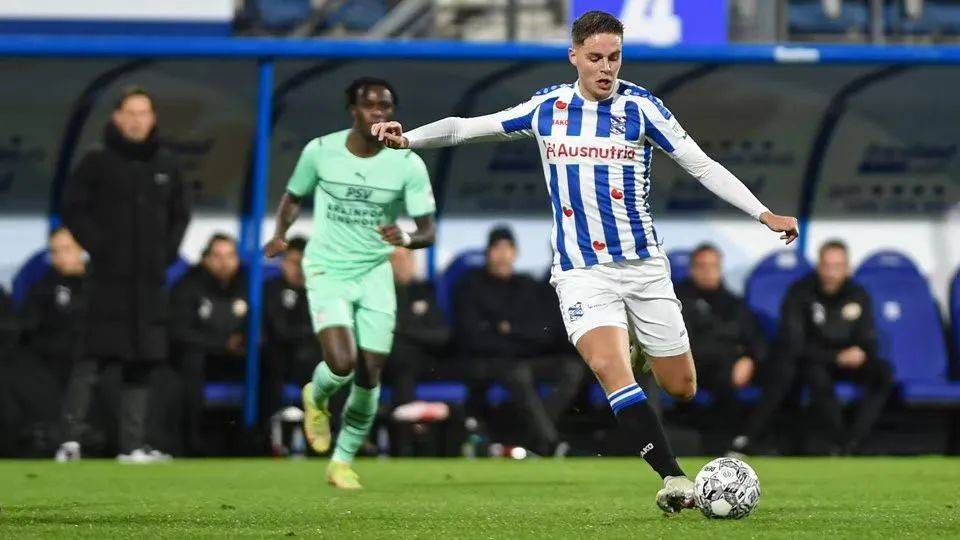 在探讨这场 在探讨这场