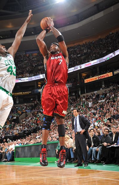 休媒高呼战 休媒高呼战