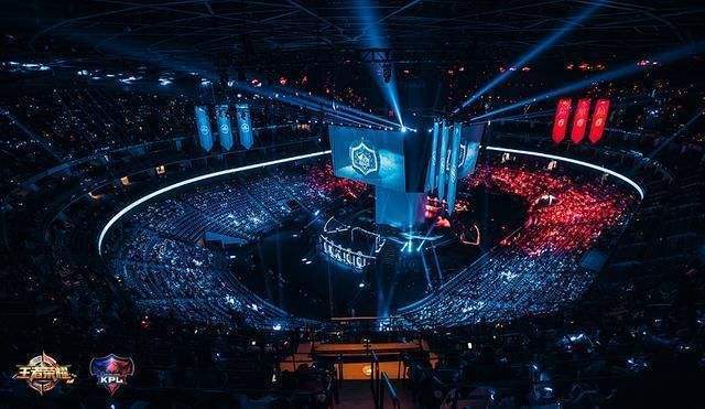 高的竞技水 高的竞技水