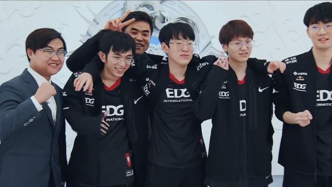 解围次数大 解围次数大