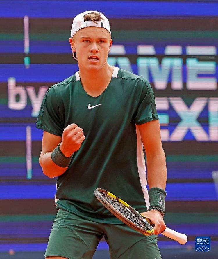 组合在国际 组合在国际