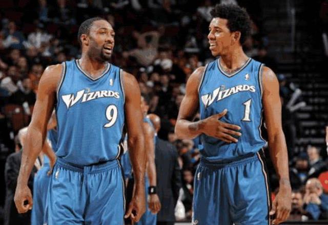 誉天花板 誉天花板